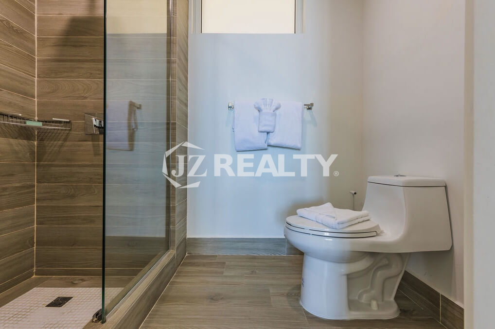 Condo Unit 536 Blue Residences BathRoom