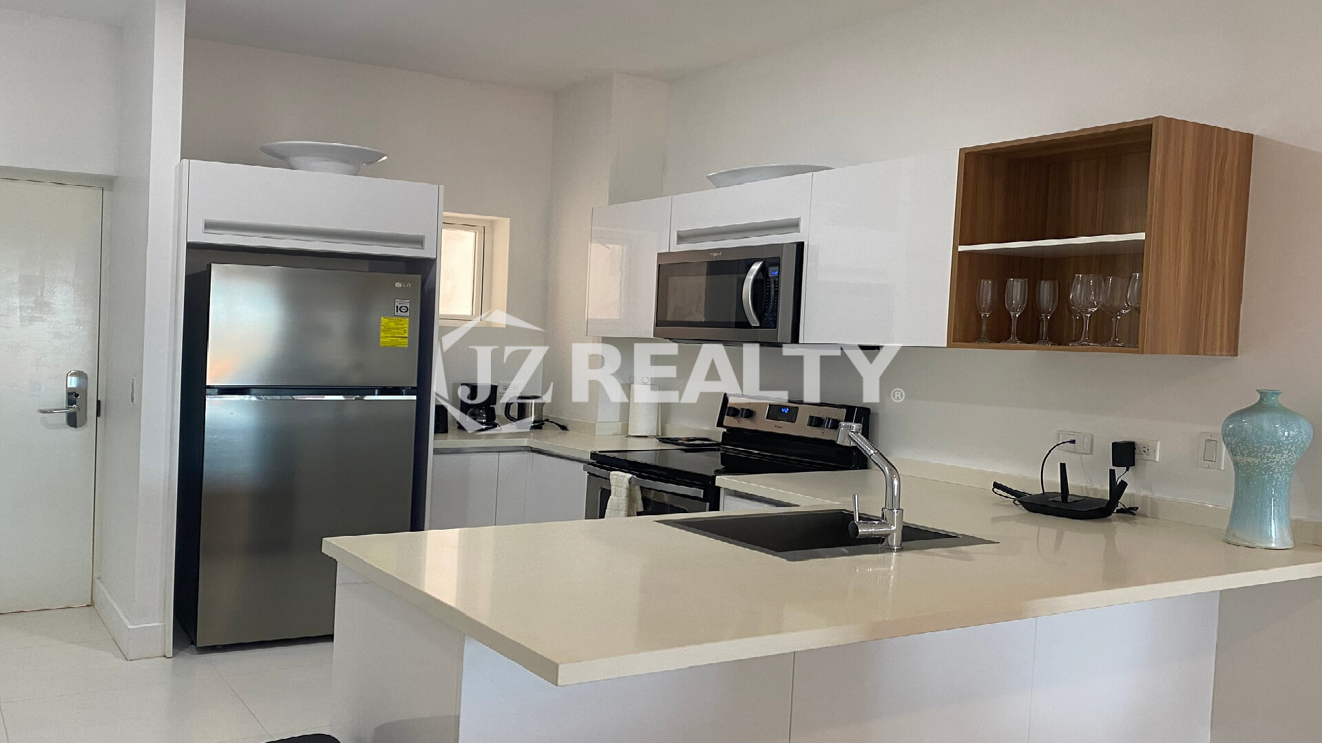 Apartment 308 Aruba Life 2-bed Kitchen View