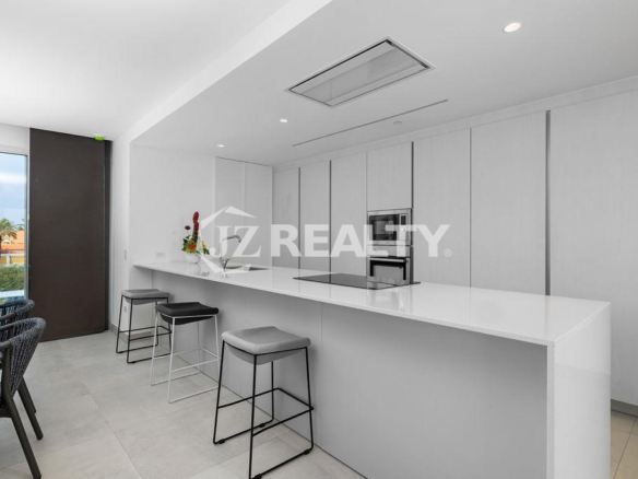 Penthouse 1A Atlantic 360 3-Bed Kitchen View