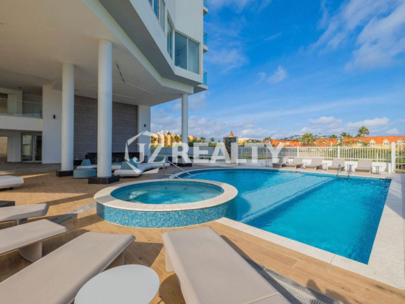 Penthouse 1A Atlantic 360 3-Bed Pool Area View