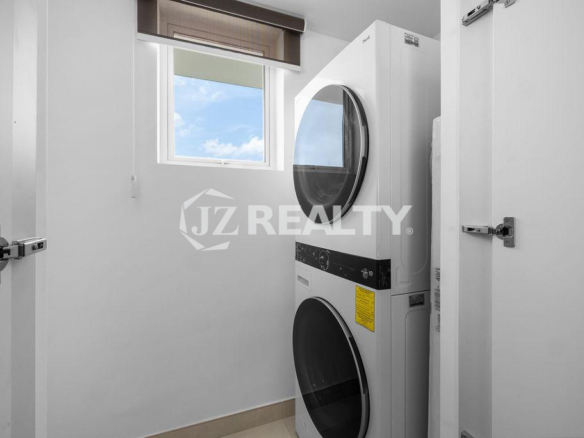 Penthouse 1A Atlantic 360 3-Bed Washing Area View