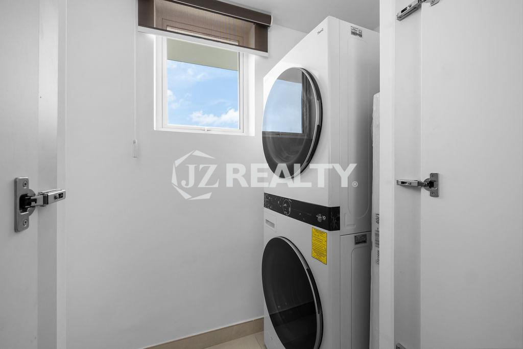 Penthouse 1A Atlantic 360 3-Bed Washing Area View