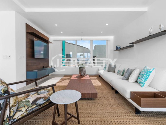 Penthouse PH6A Atlantic 360 3-Bed Best Living View