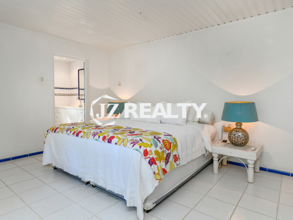 Aruba Airbnb Caribbean bedroom Koyari Villa