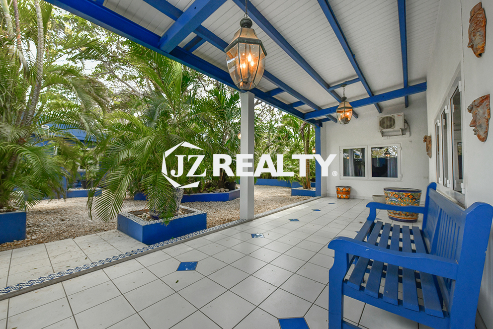 House Patio Koyari House For Sale