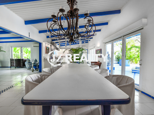 Villa Koyari For Sale living room