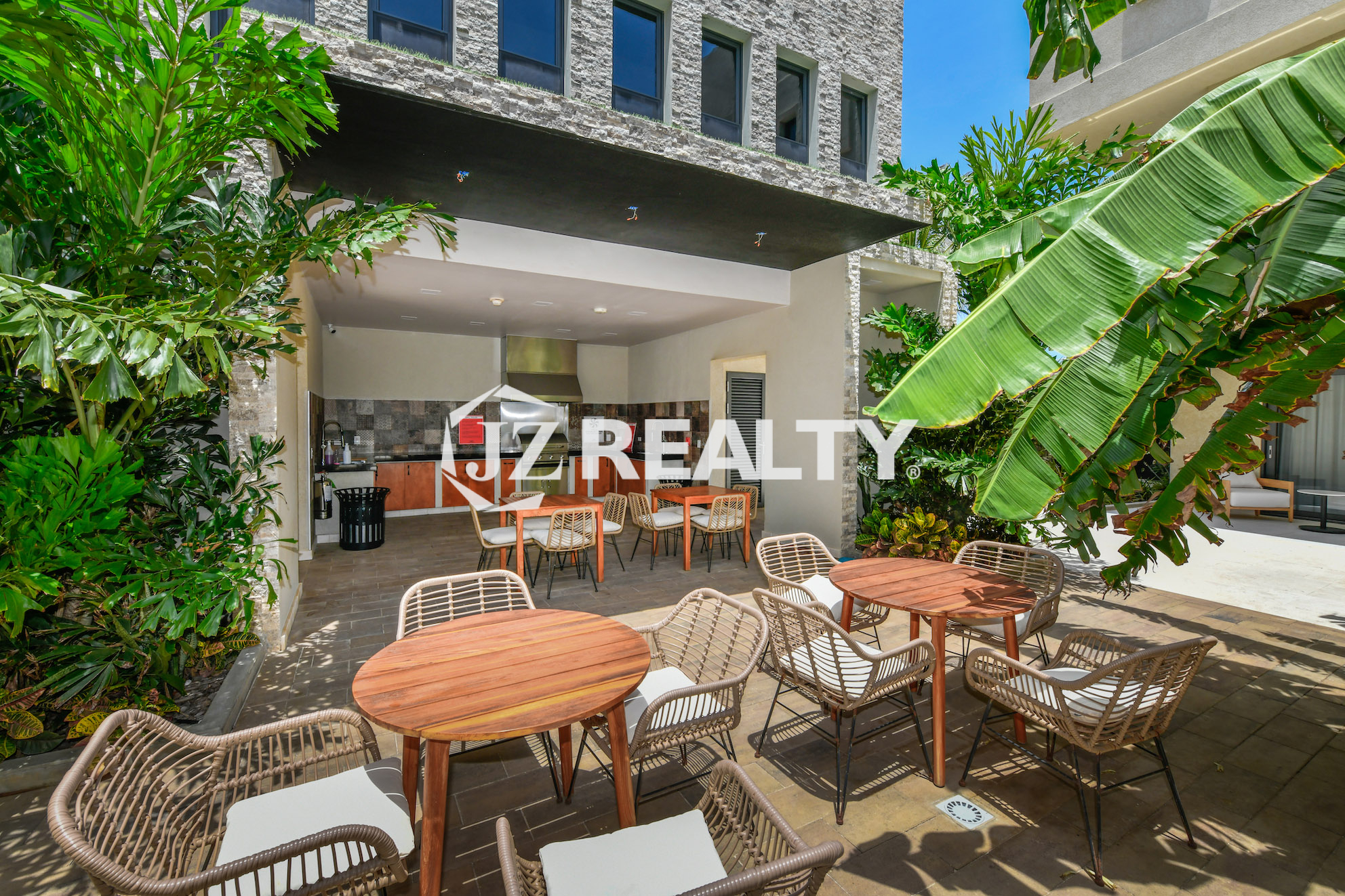 Lunch area Wariruri Condos