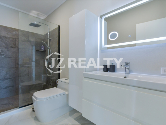 light-filled-home-interior-aruba-residence.jpg