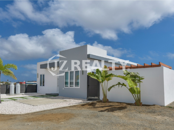 luxury-aruba-home-exterior-pathway.jpg