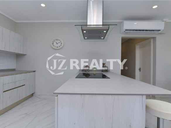 natural-light-home-for-sale-in-paraera.jpg