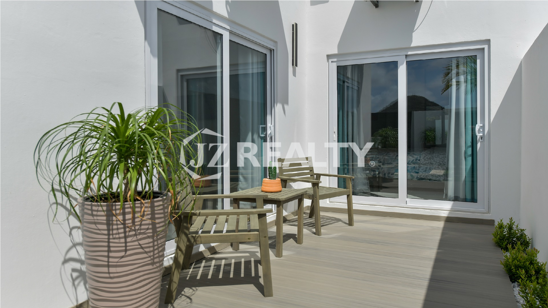 outdoor-entertainment-ready-home-aruba.jpg
