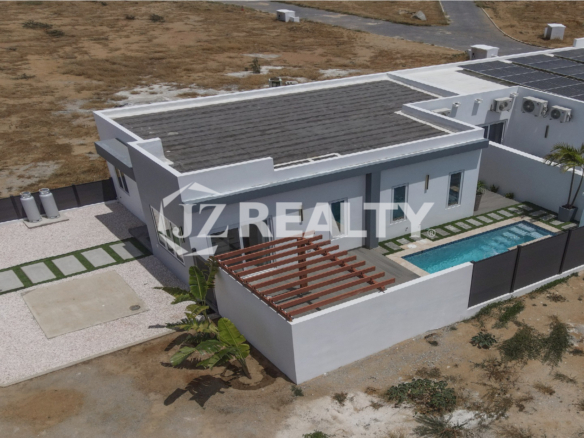 reina-sophia-residence-paraera-rooftop-solar.jpg.