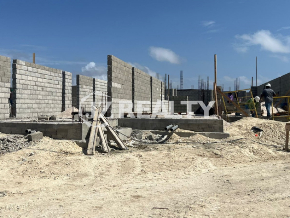 Heavy machinery working