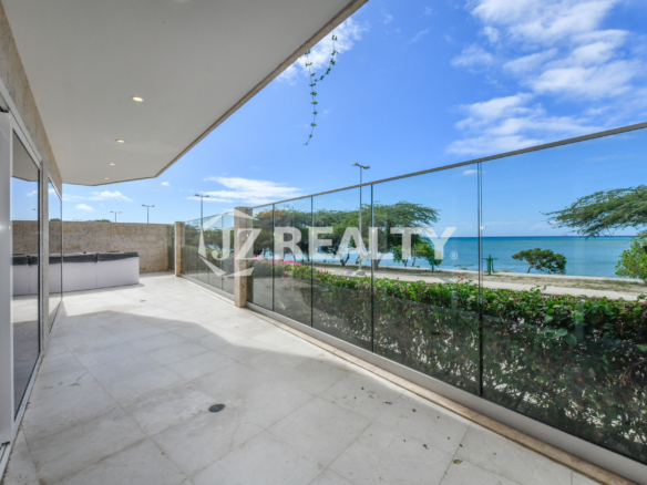 Private outdoor spa bathtub at Coral Shell Condo GF-C with oceanfront views.