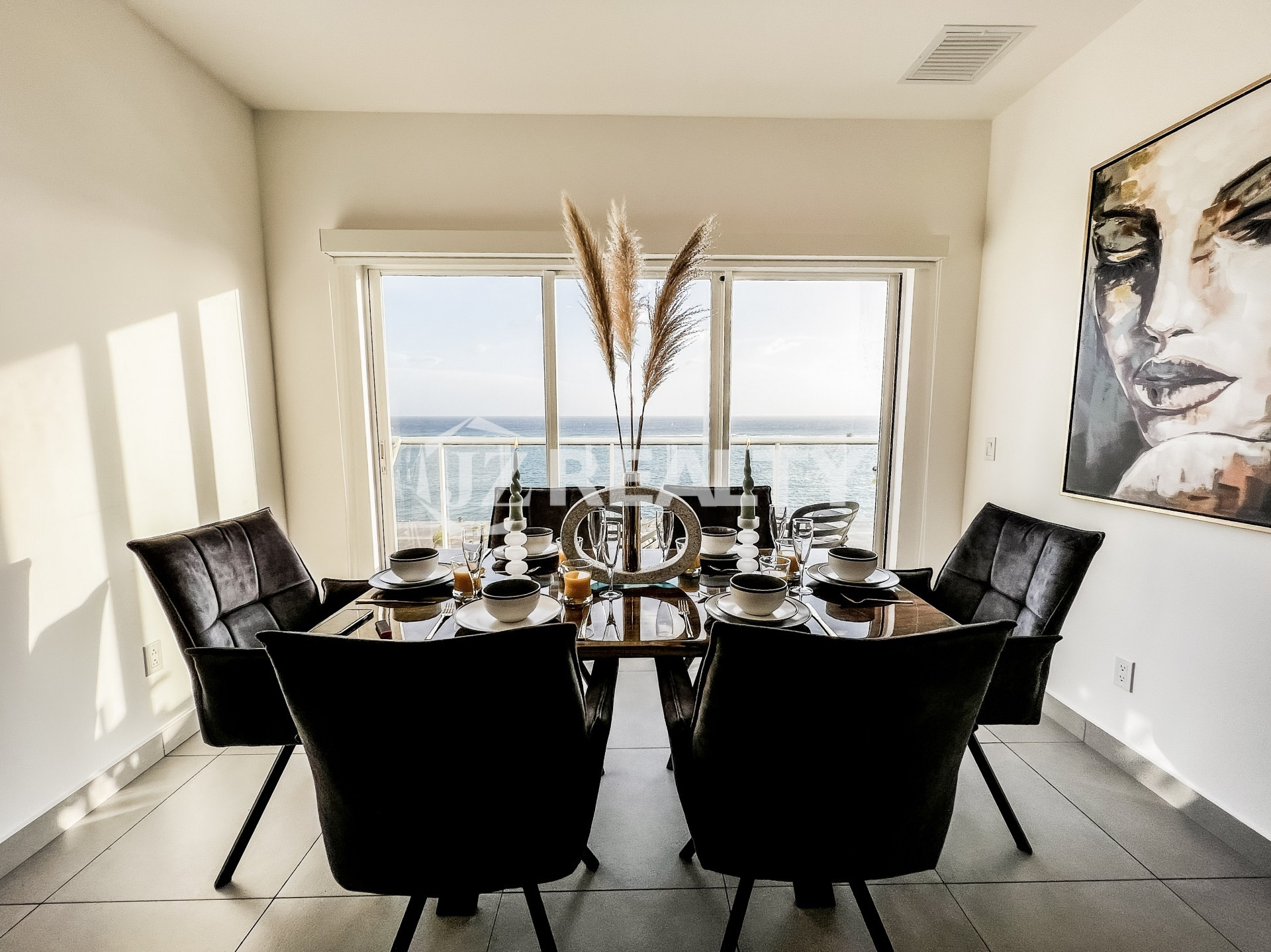 Condo 604 Harbour House 3-Bed Dining Area View