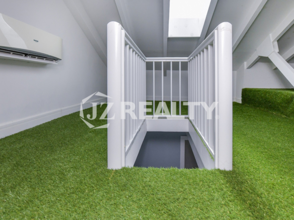 Townhouse 1B Napa Valley Residences 3-bed Modern Loft Space