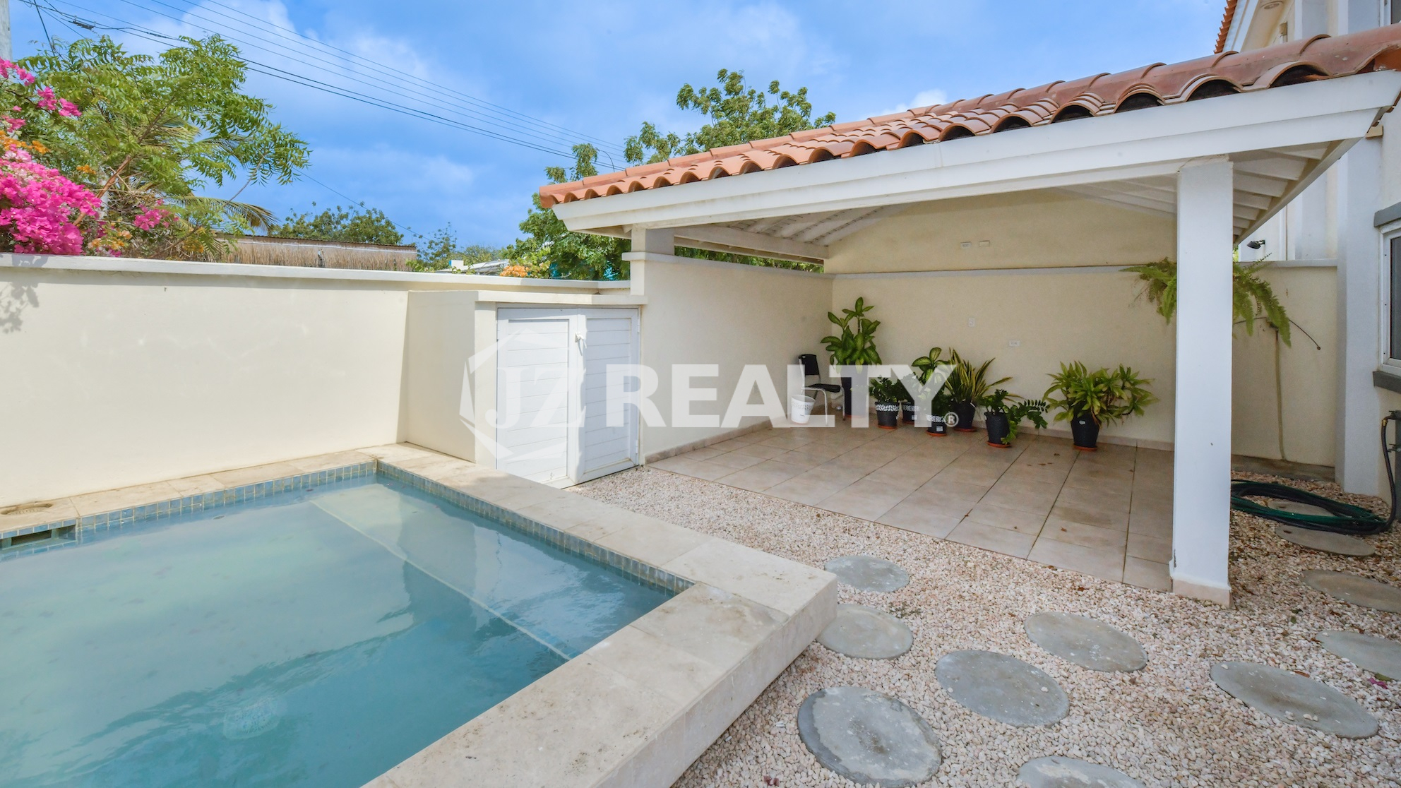 Townhouse 1B Napa Valley Residences 3-bed Pool Area