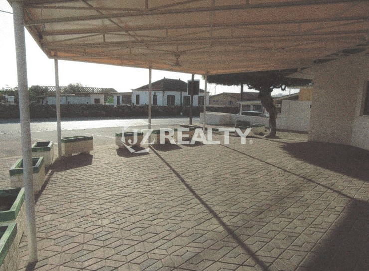 business-for-sale-26a&b-jaburibari-covered-terrace-view
