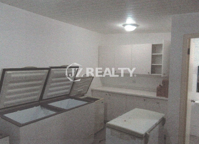 business-for-sale-26a&b-jaburibari-storage-view