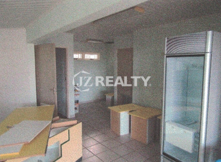 business-for-sale-26a&b-jaburibari-interior-view