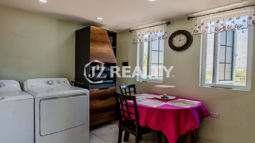 house Colina Santa Marta 5-bed washing View