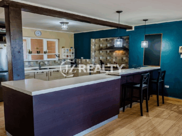 house Colina Santa Marta 5-bed kitchen