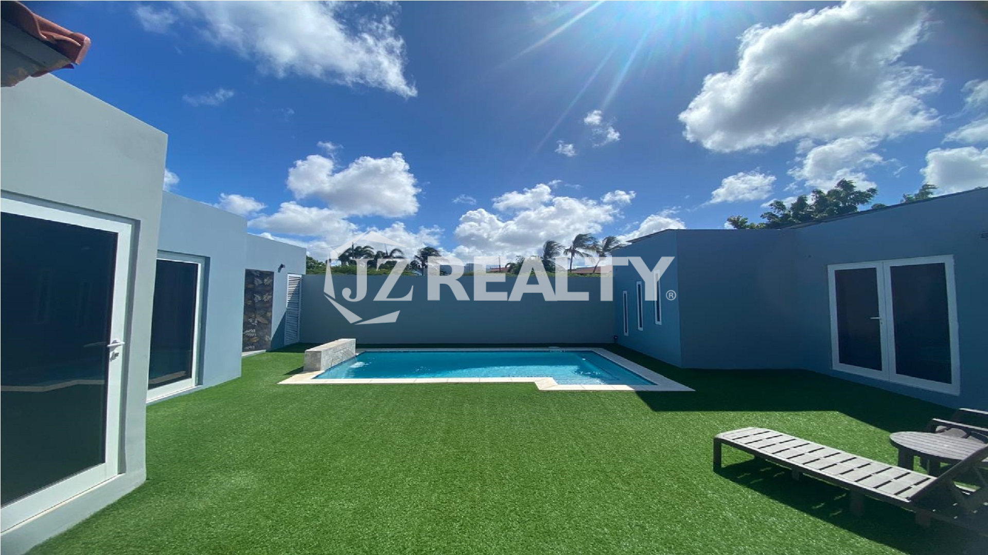 pool view