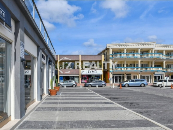 condo 313 Waterfront shopping plaza exterior with pedestrian walkway