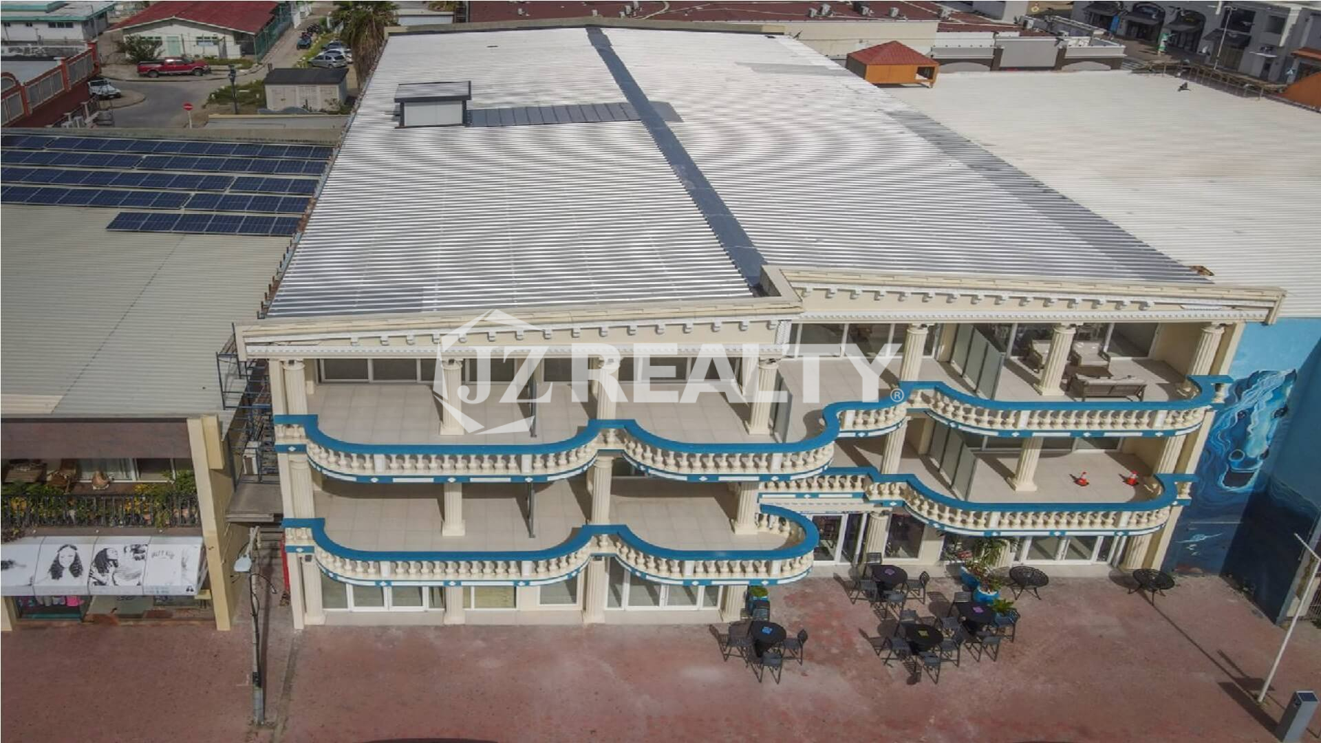 Oranjestad-aruba-condos-balcony-front-Werfstraat