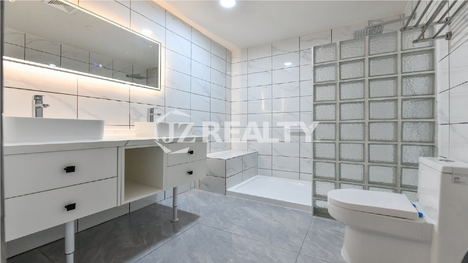 oranjestad-aruba-condos-bathroom-modern