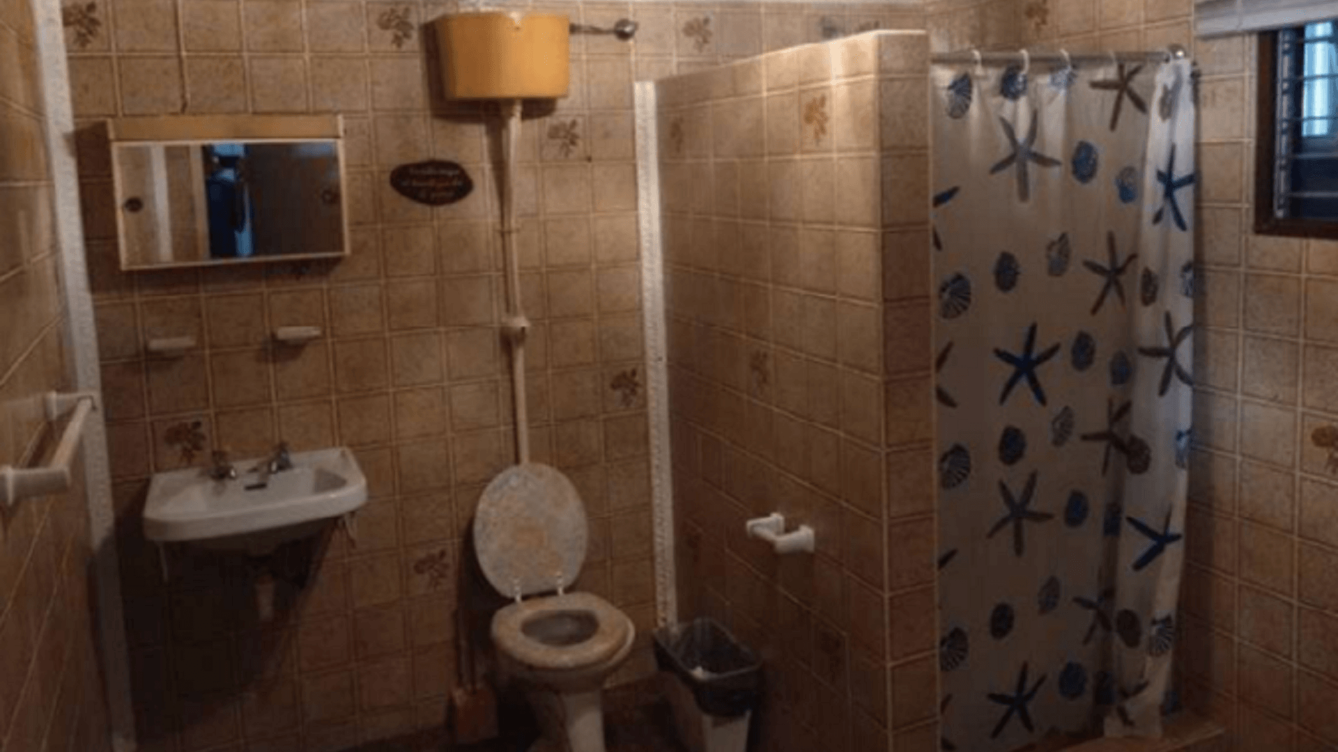 4 Bedroom House Bubali 71 bathroom view