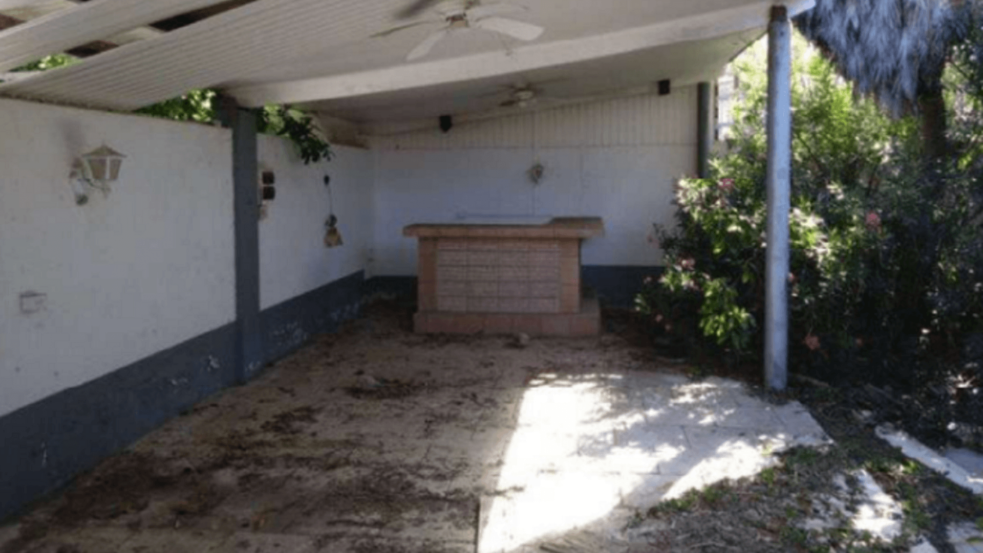 4 Bedroom House Bubali 71 terrace area