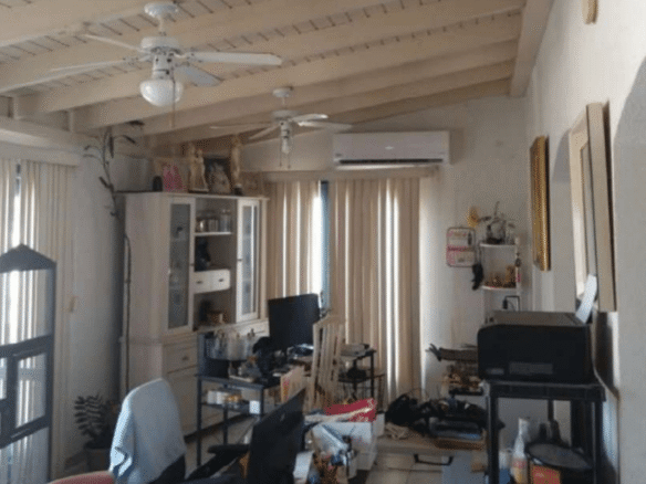 Casa Mesa Vista 35 living room office workspace