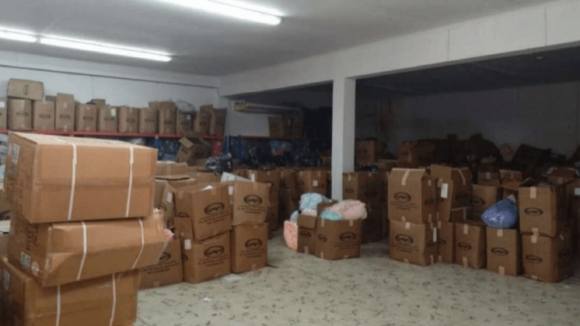 Columbusstraat-5 Warehouse inside Storage Room Area