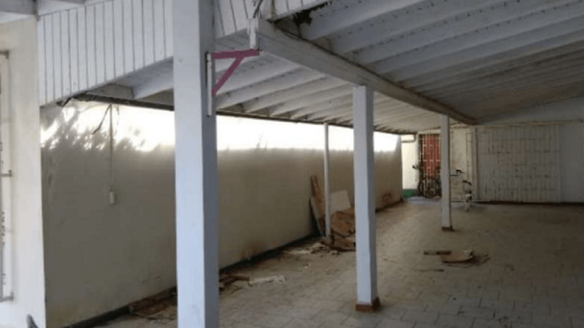 Commercial 69 Bubali backyard storage area