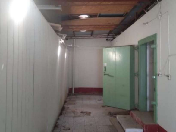 Nieuwstraat Commercial Building 14-B corridor sevice area