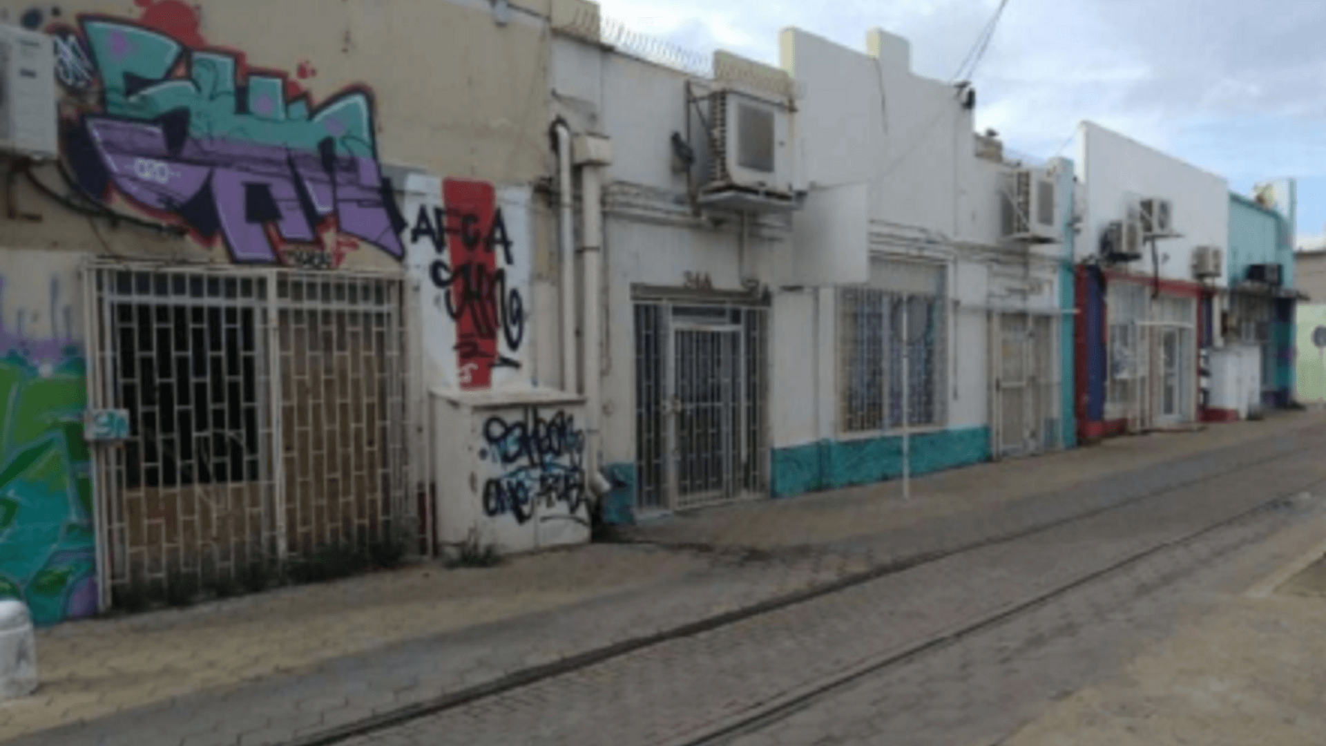 house 14-A Nieuwstraat street front building