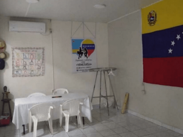 commercial building 34-B office meeting room