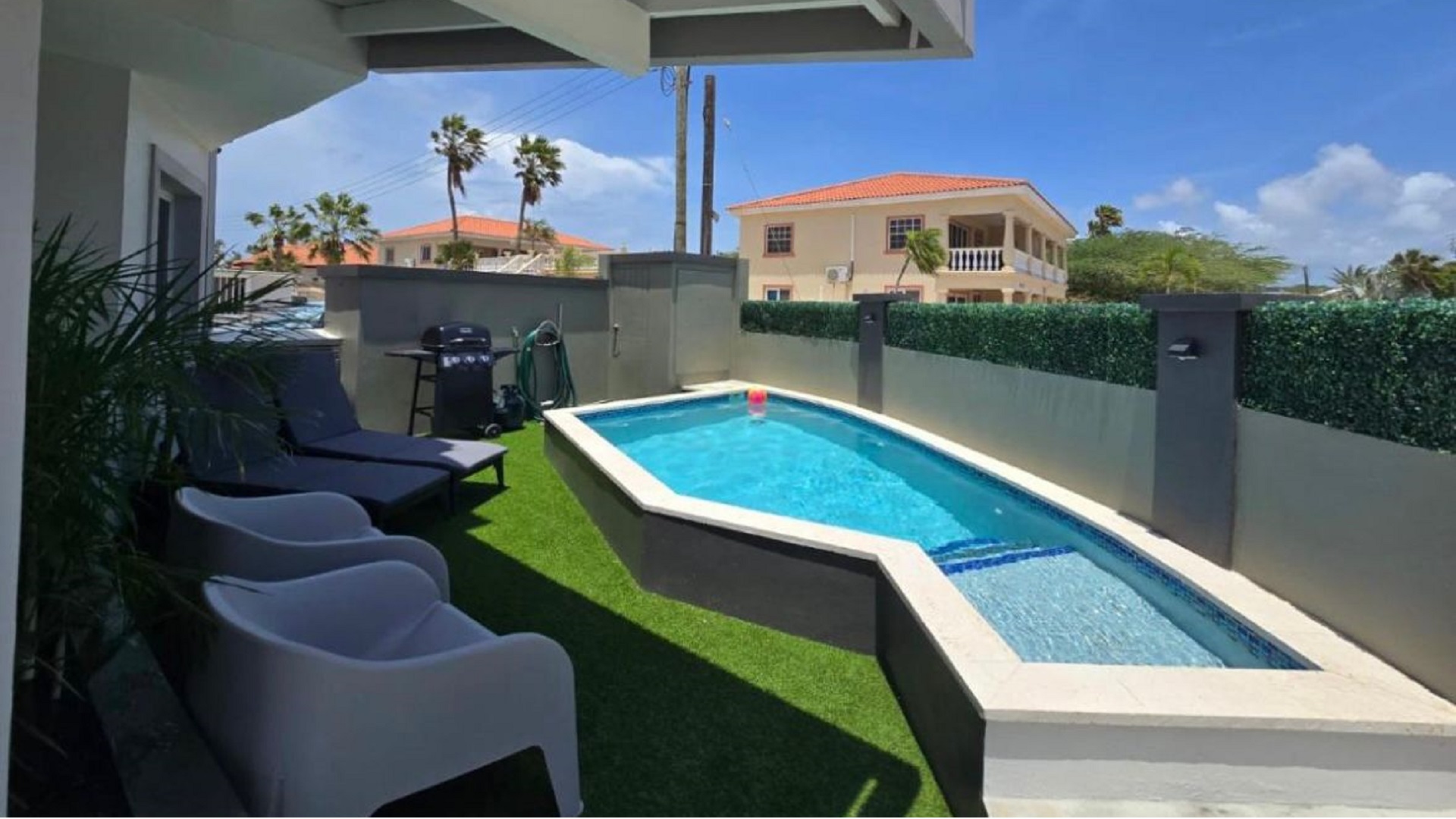 Condo Unit 1 Rooi Santo Residence Private pool area