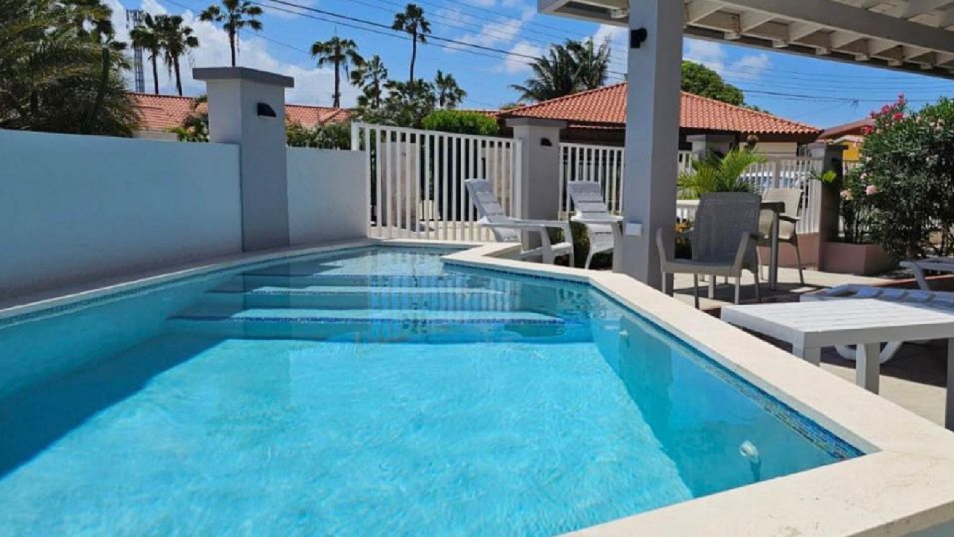 Condo 1 Rooi Santo Residence Private Pool with Lounge Area