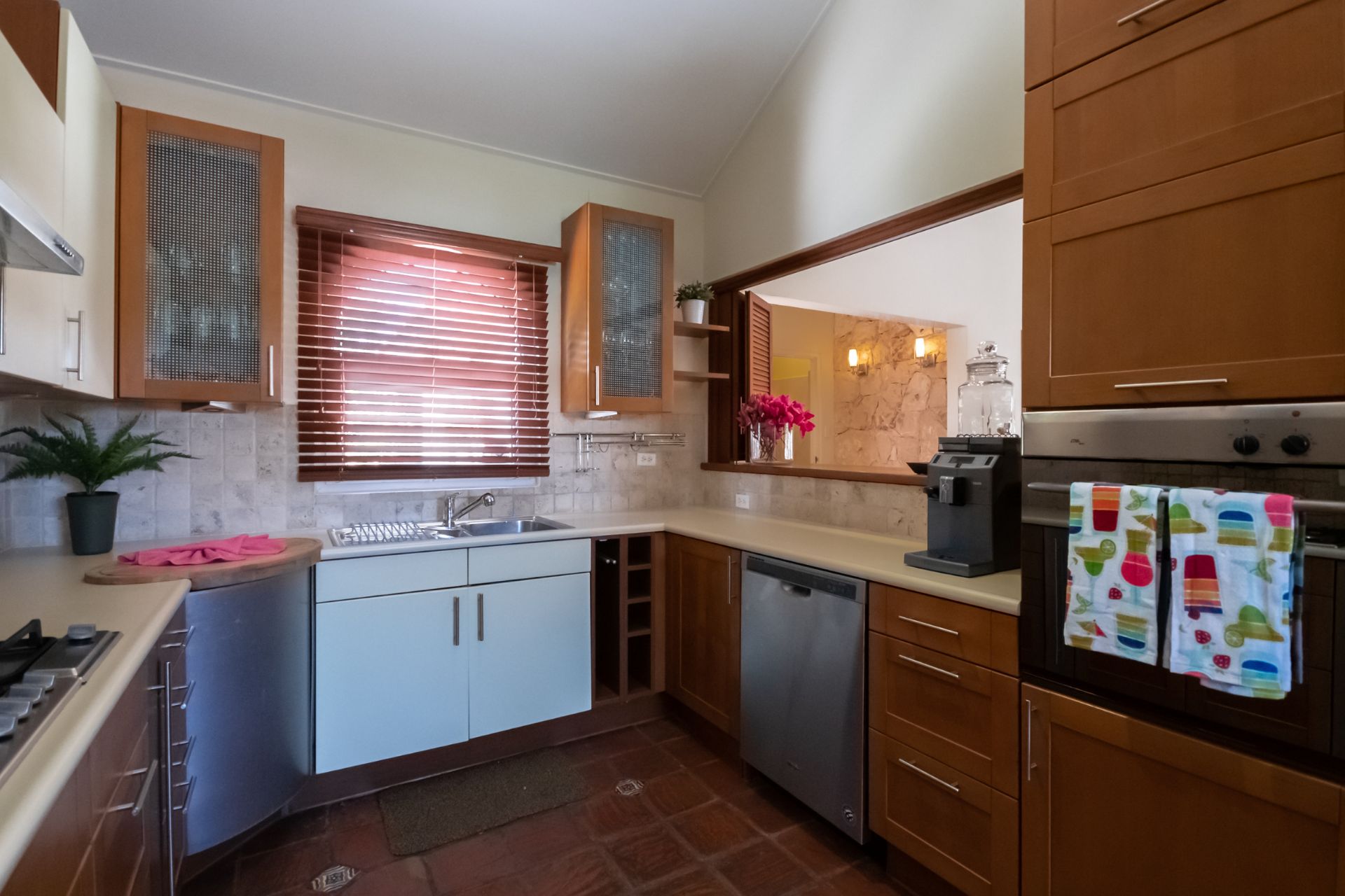 Villa 5-Bedrooms kitchen area