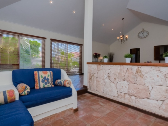 Villa 5-Bedrooms living room