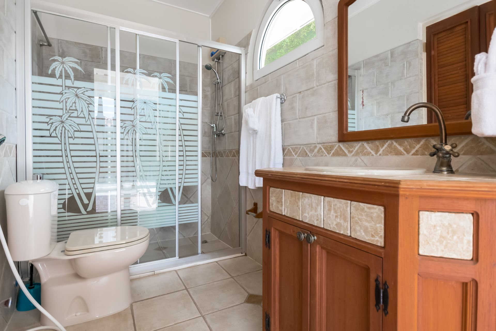 Villa 5-Bedrooms master bathroom