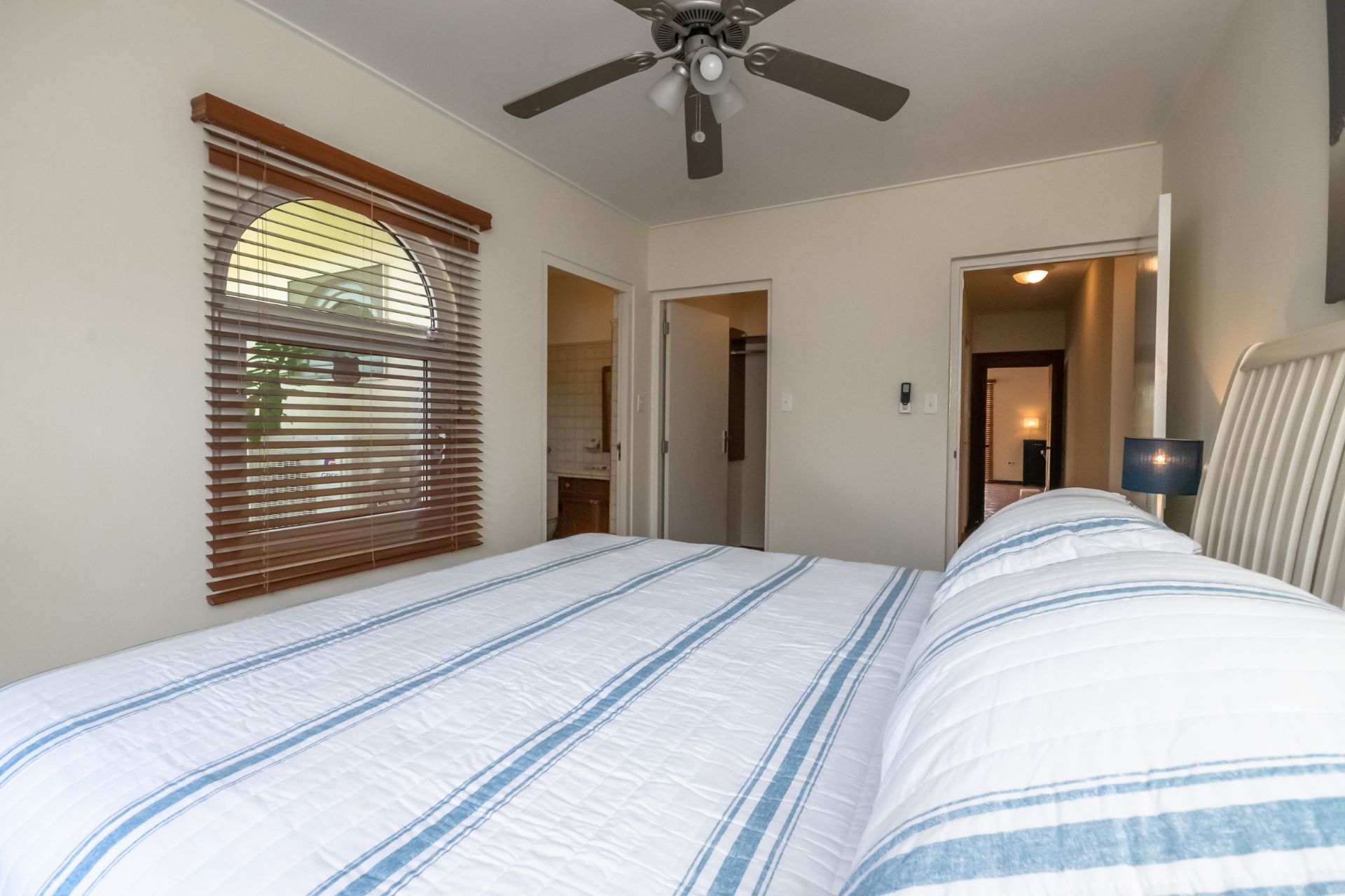 Villa 5-Bedrooms second master bedroom