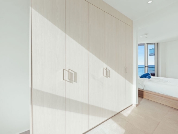 condo Reef5C bedroom inside view