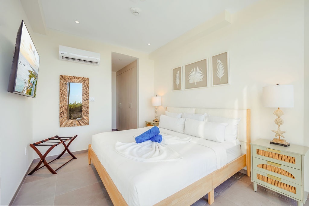 Reef 2B oceanfront condo exterior view at The Reef Noord Aruba